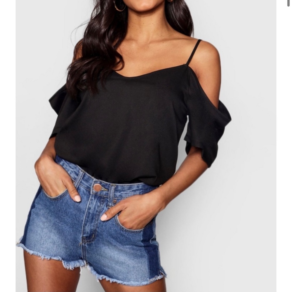 Woven Strappy Open Shoulder Top